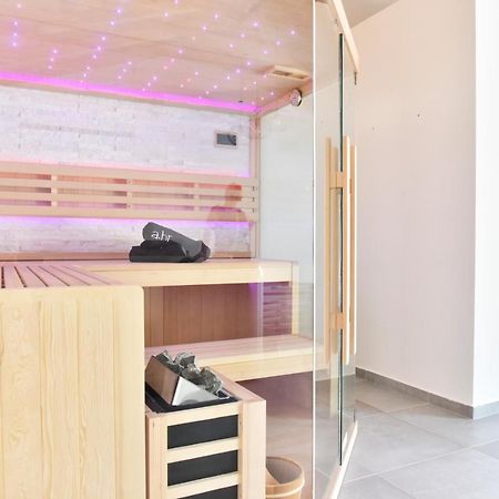 Villa Lux Nina With Six Bedrooms, Private Pool, Sauna Zadar Exterior foto