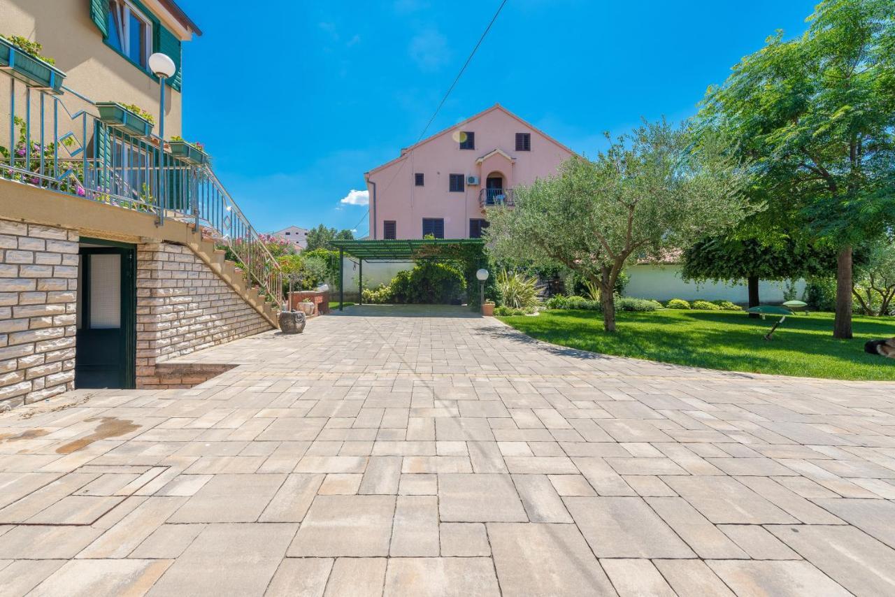 Villa Lux Nina With Six Bedrooms, Private Pool, Sauna Zadar Exterior foto