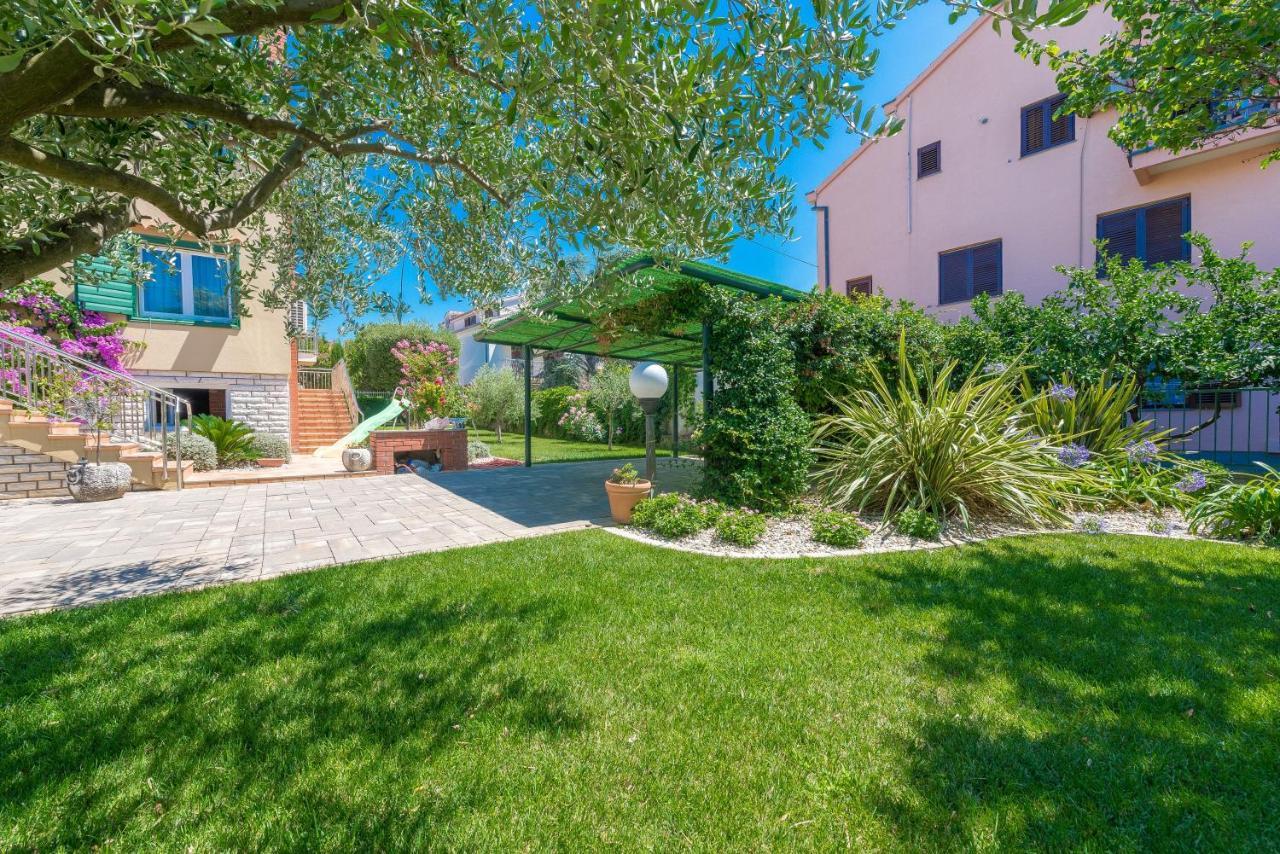 Villa Lux Nina With Six Bedrooms, Private Pool, Sauna Zadar Exterior foto