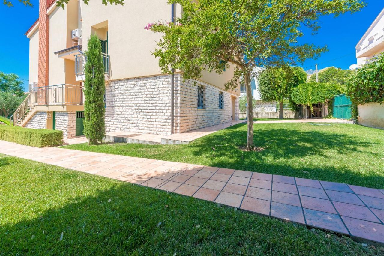 Villa Lux Nina With Six Bedrooms, Private Pool, Sauna Zadar Exterior foto