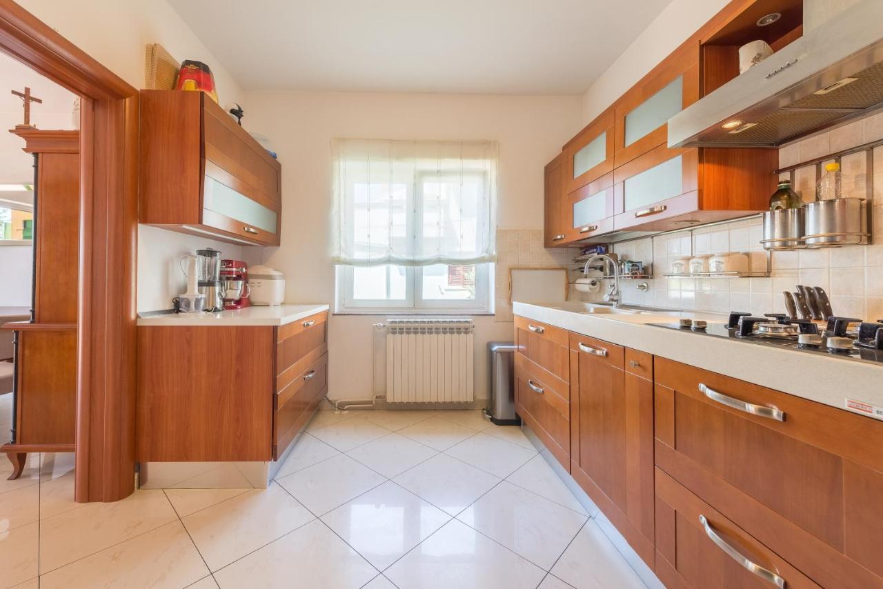 Villa Lux Nina With Six Bedrooms, Private Pool, Sauna Zadar Exterior foto