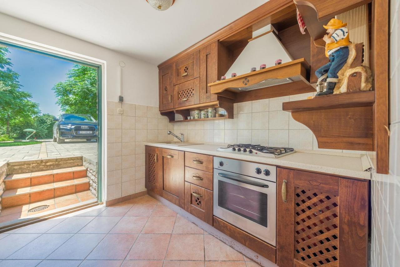 Villa Lux Nina With Six Bedrooms, Private Pool, Sauna Zadar Exterior foto