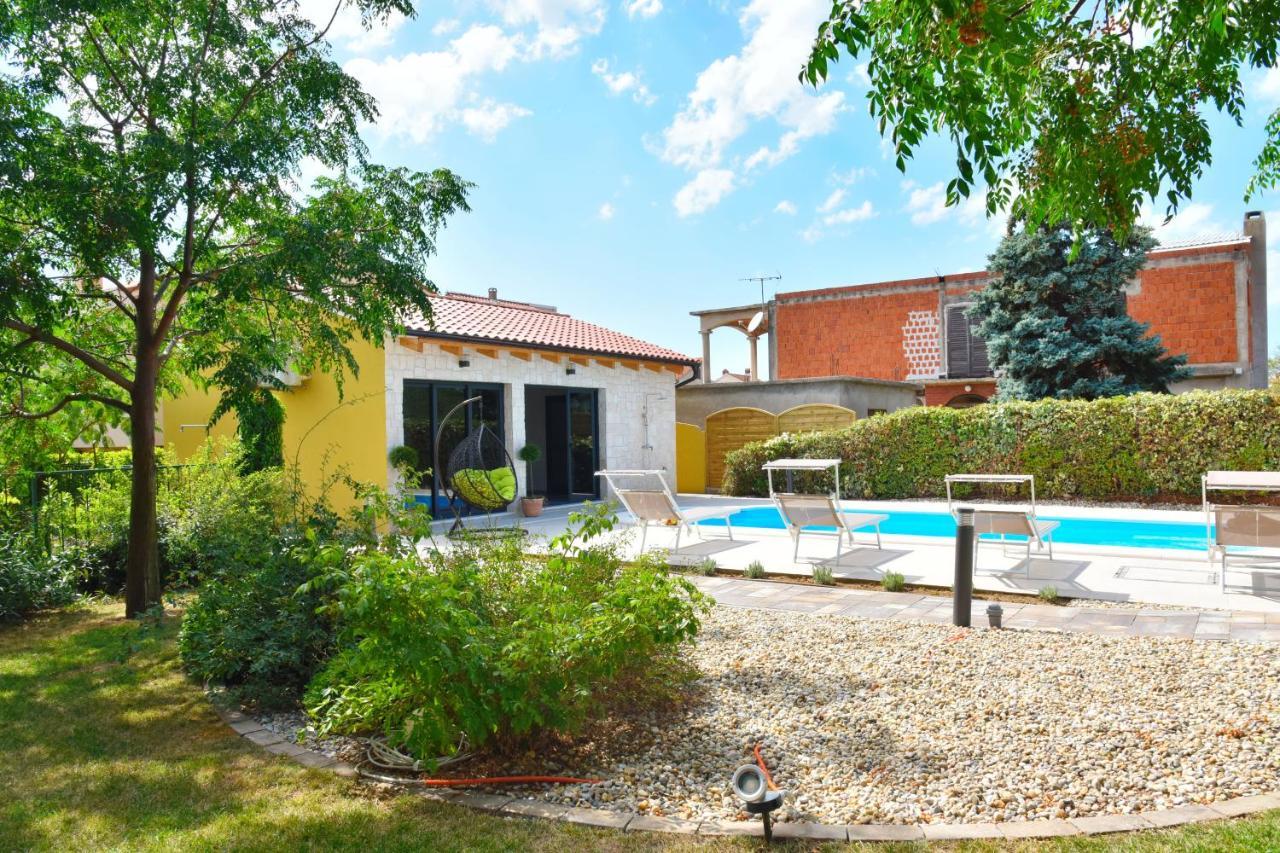 Villa Lux Nina With Six Bedrooms, Private Pool, Sauna Zadar Exterior foto